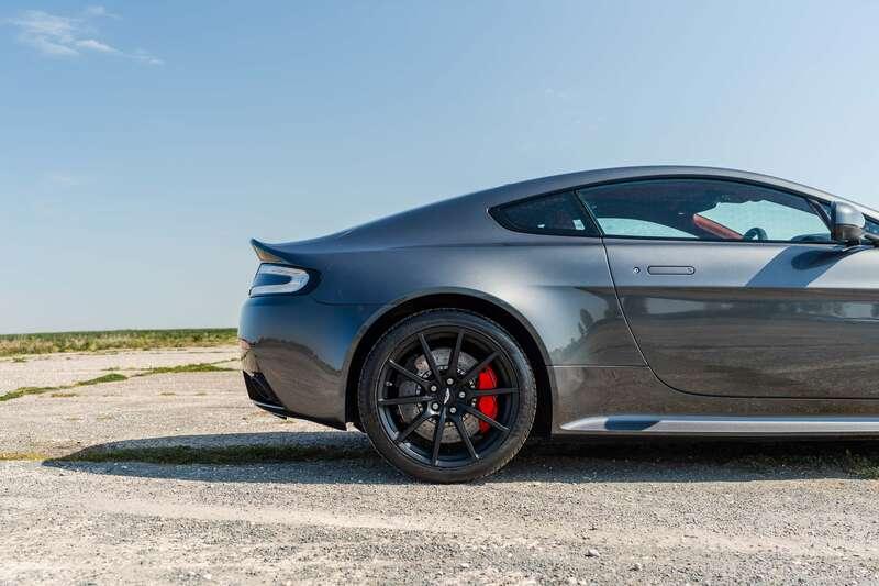 2016 Aston Martin VANTAGE S