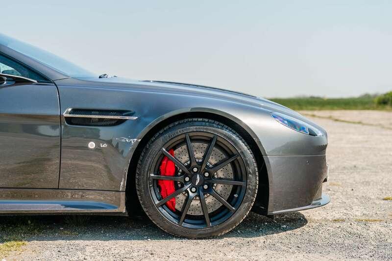 2016 Aston Martin VANTAGE S