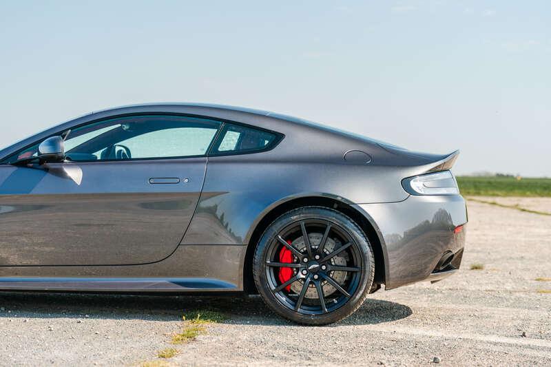 2016 Aston Martin VANTAGE S