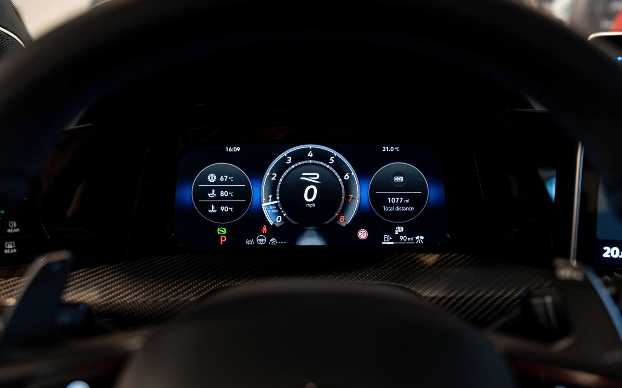 2025 Volkswagen Golf R