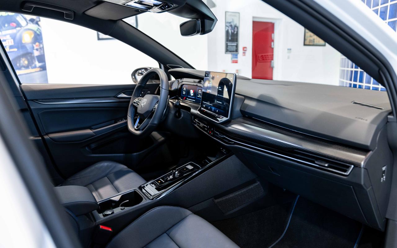 2025 Volkswagen Golf R
