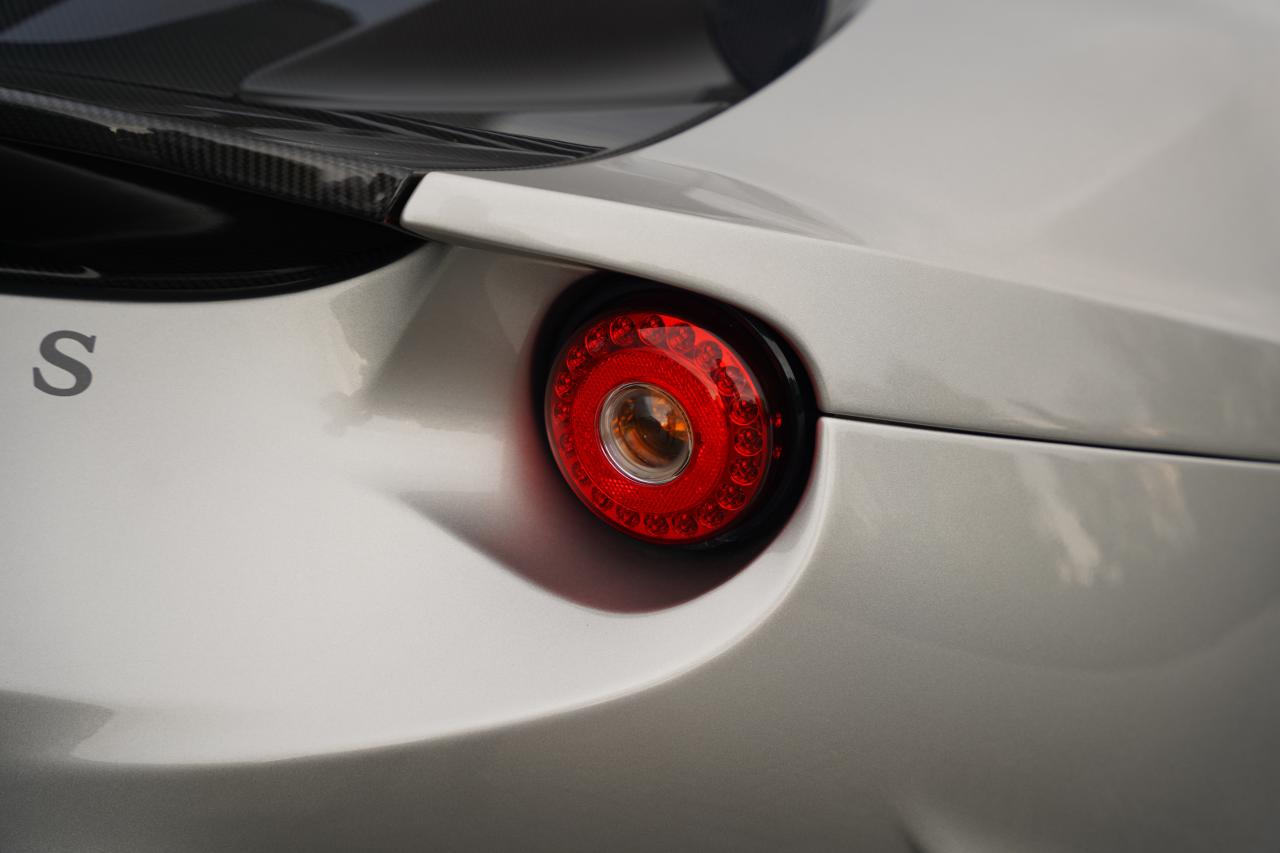 2019 Lotus Evora 