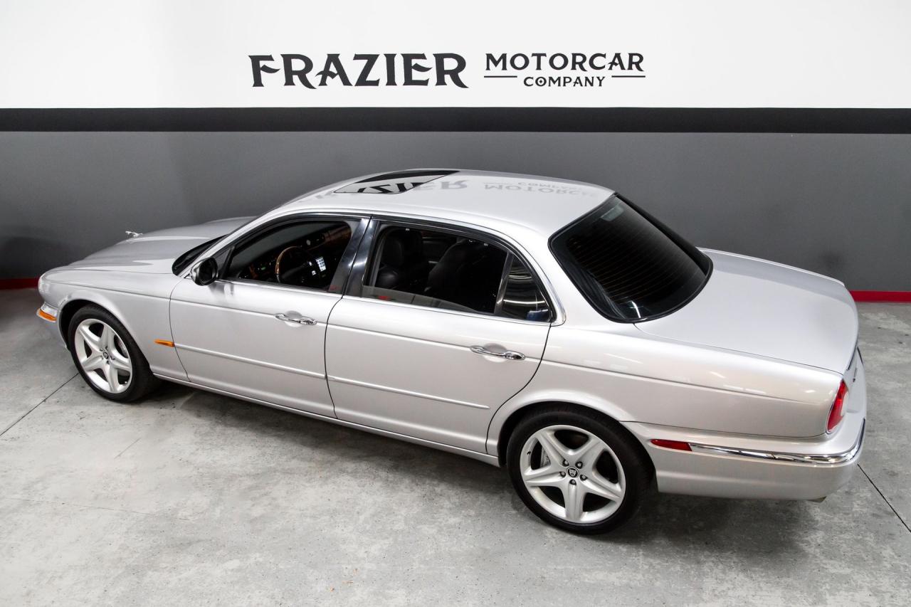 2005 Jaguar XJ SUPER V8
