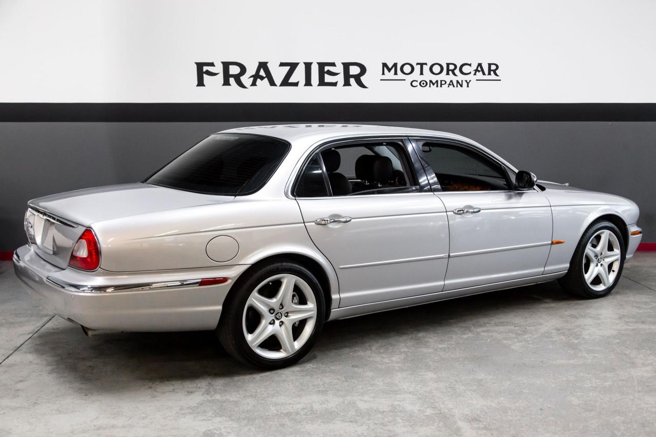 2005 Jaguar XJ SUPER V8