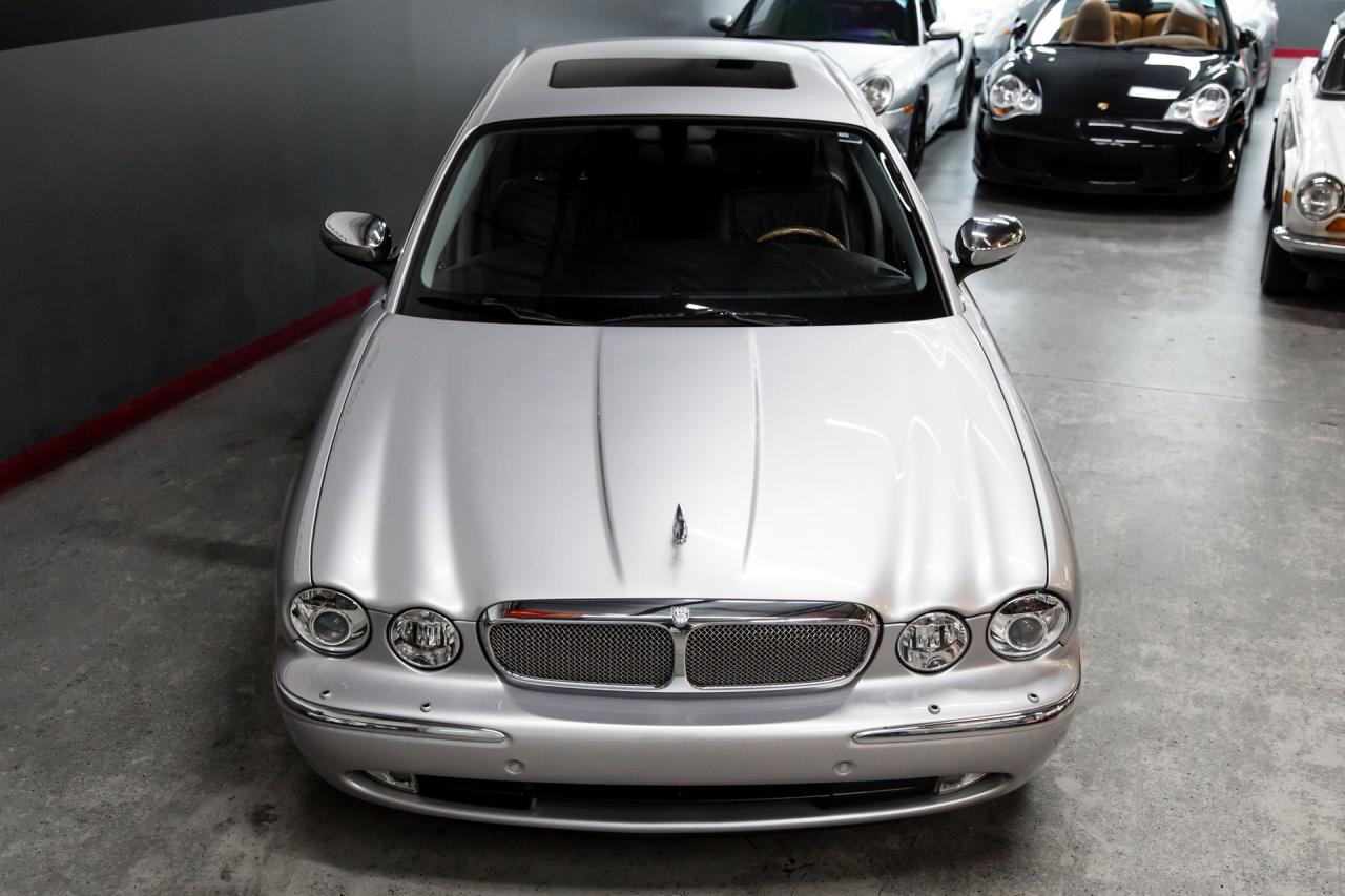 2005 Jaguar XJ SUPER V8