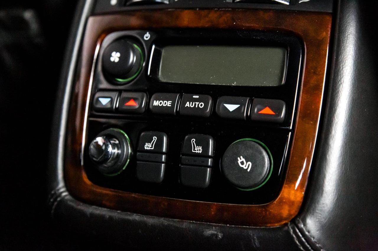 2005 Jaguar XJ SUPER V8