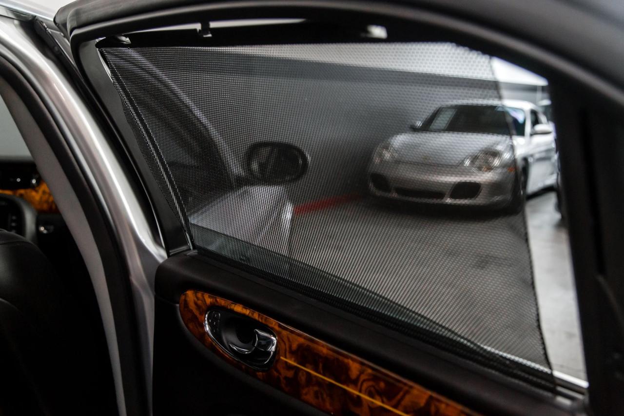 2005 Jaguar XJ SUPER V8