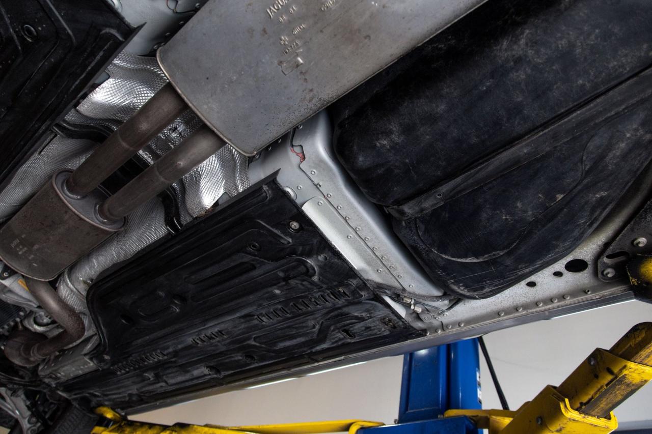 2005 Jaguar XJ SUPER V8