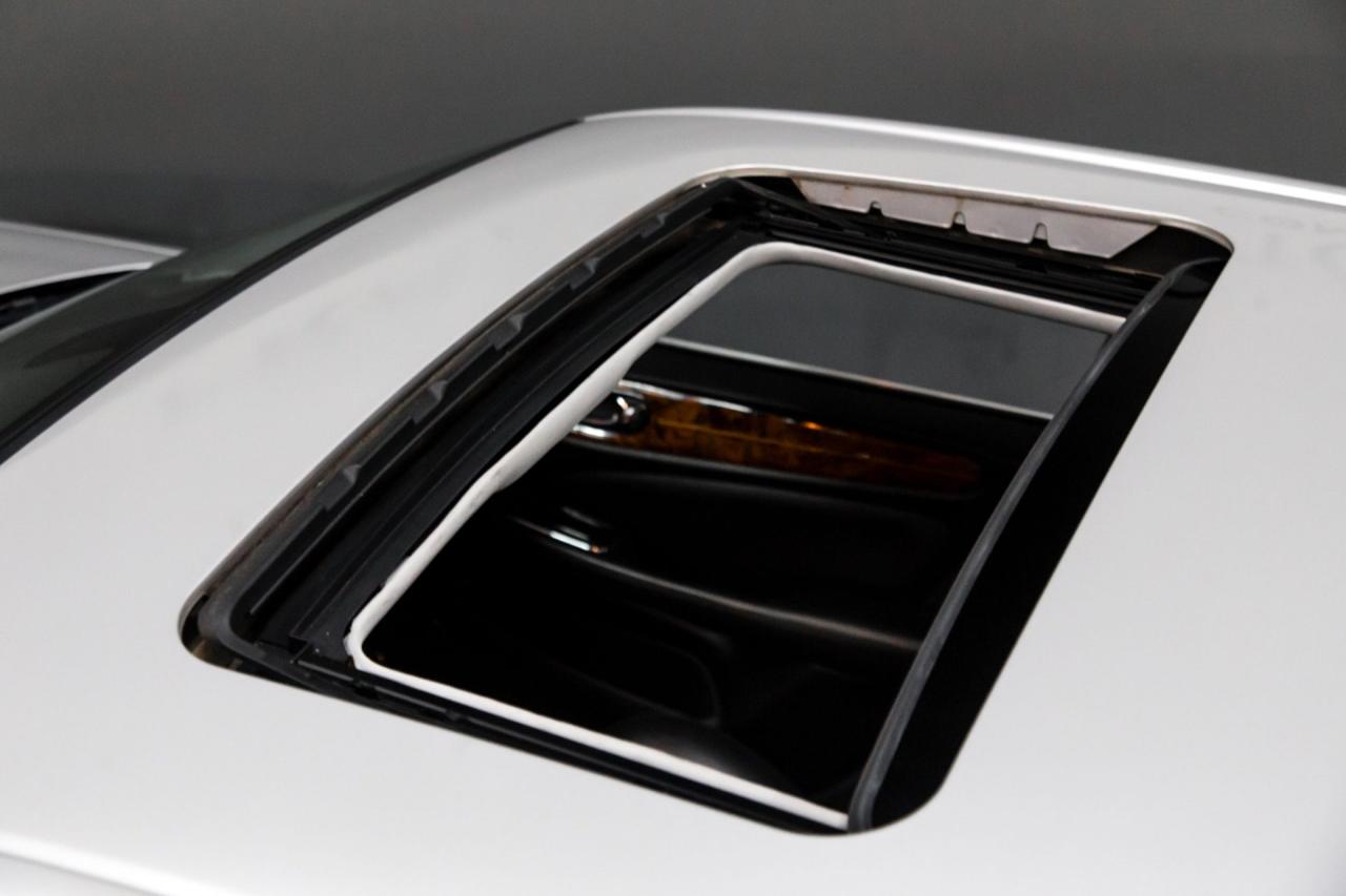 2005 Jaguar XJ SUPER V8