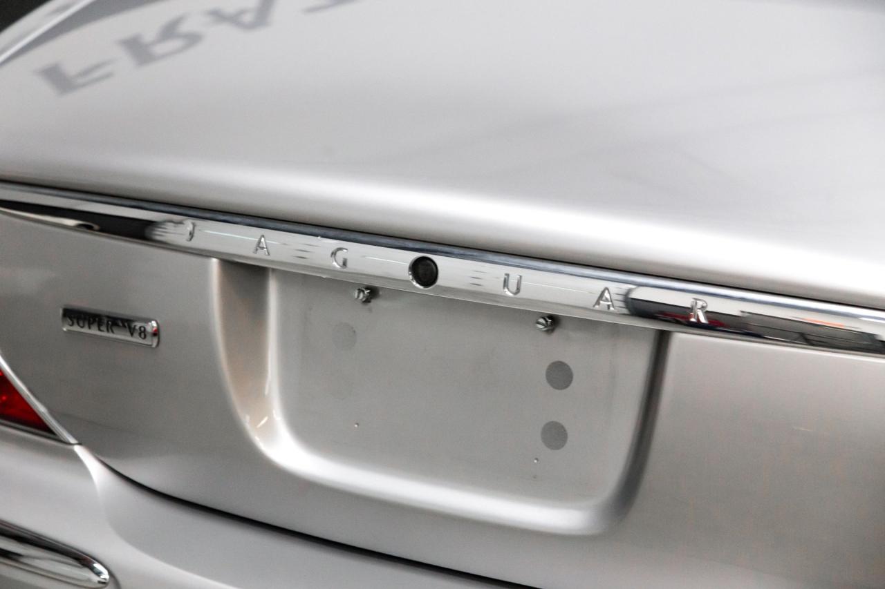 2005 Jaguar XJ SUPER V8