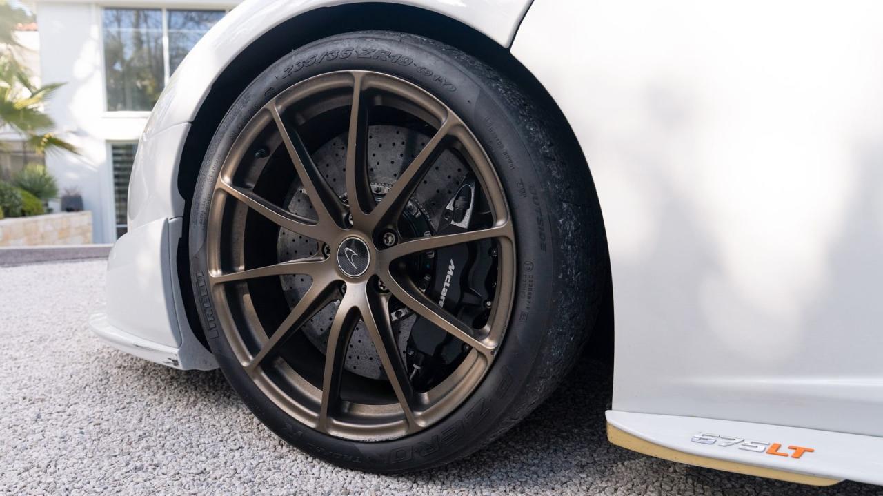 2016 Mclaren 675LT by MSO