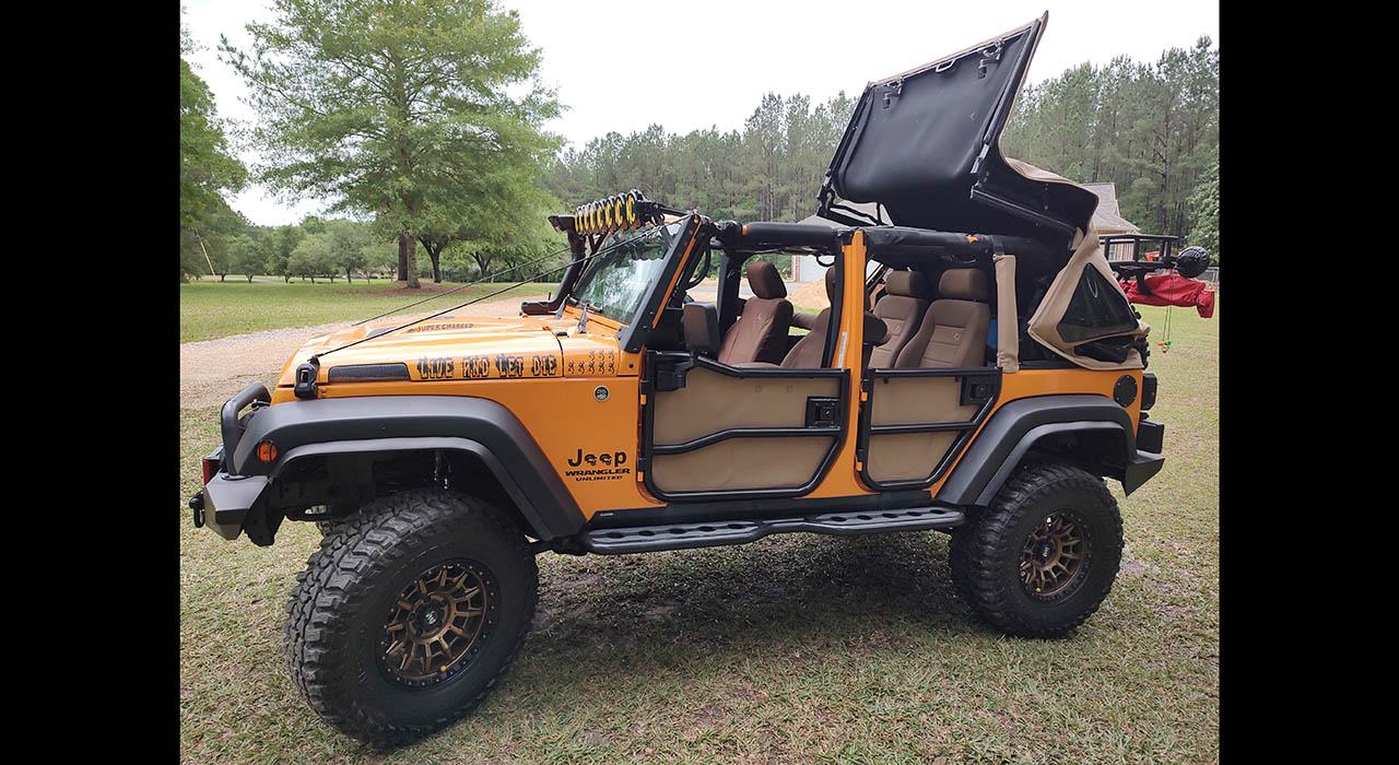 2012 Jeep WRANGLER UNLIMITED SPORT