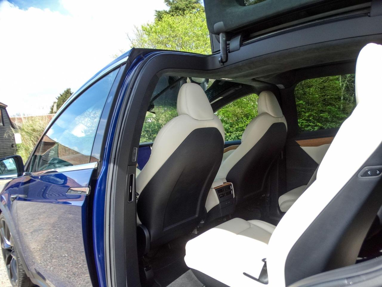2020 Tesla (Dual Motor) Long Range Auto 4WDE 5dr