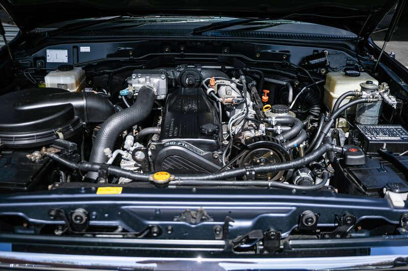 2000 Toyota LAND CRUISER AMAZON