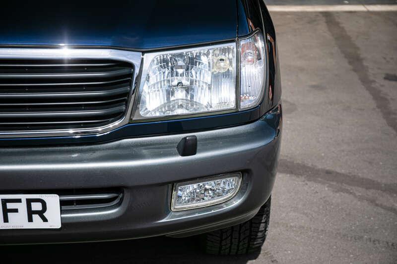 2000 Toyota LAND CRUISER AMAZON