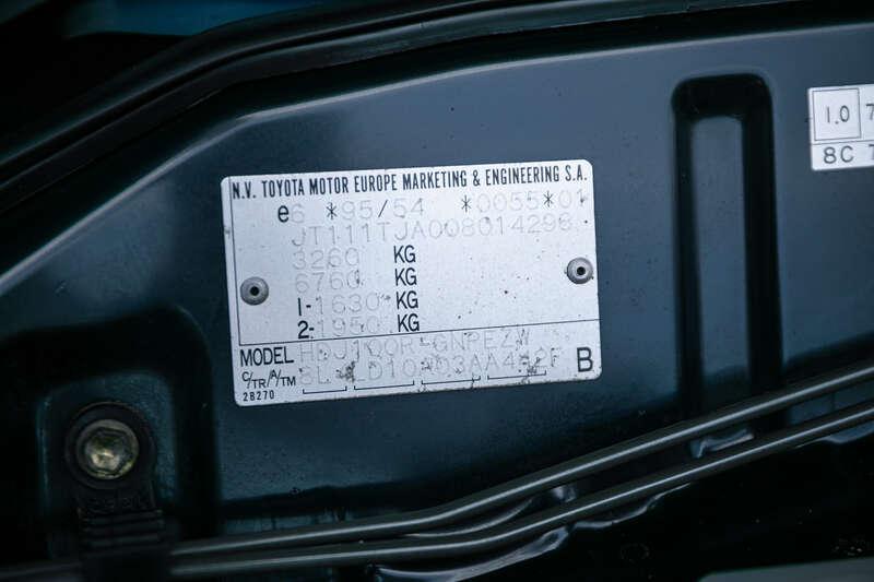 2000 Toyota LAND CRUISER AMAZON