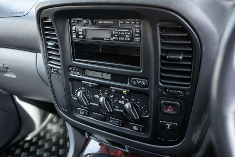 2000 Toyota LAND CRUISER AMAZON