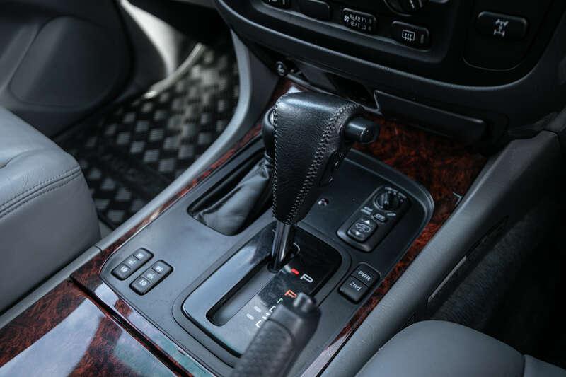 2000 Toyota LAND CRUISER AMAZON