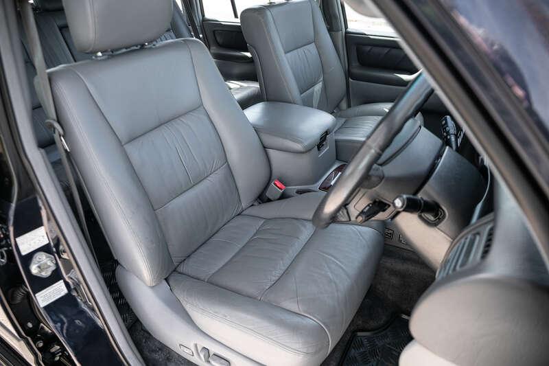 2000 Toyota LAND CRUISER AMAZON