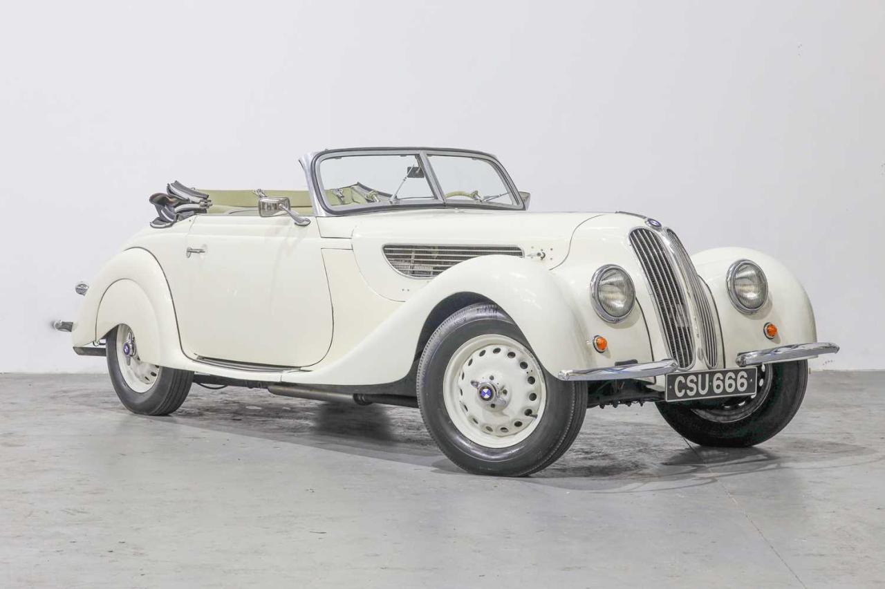 1939 BMW 327/28