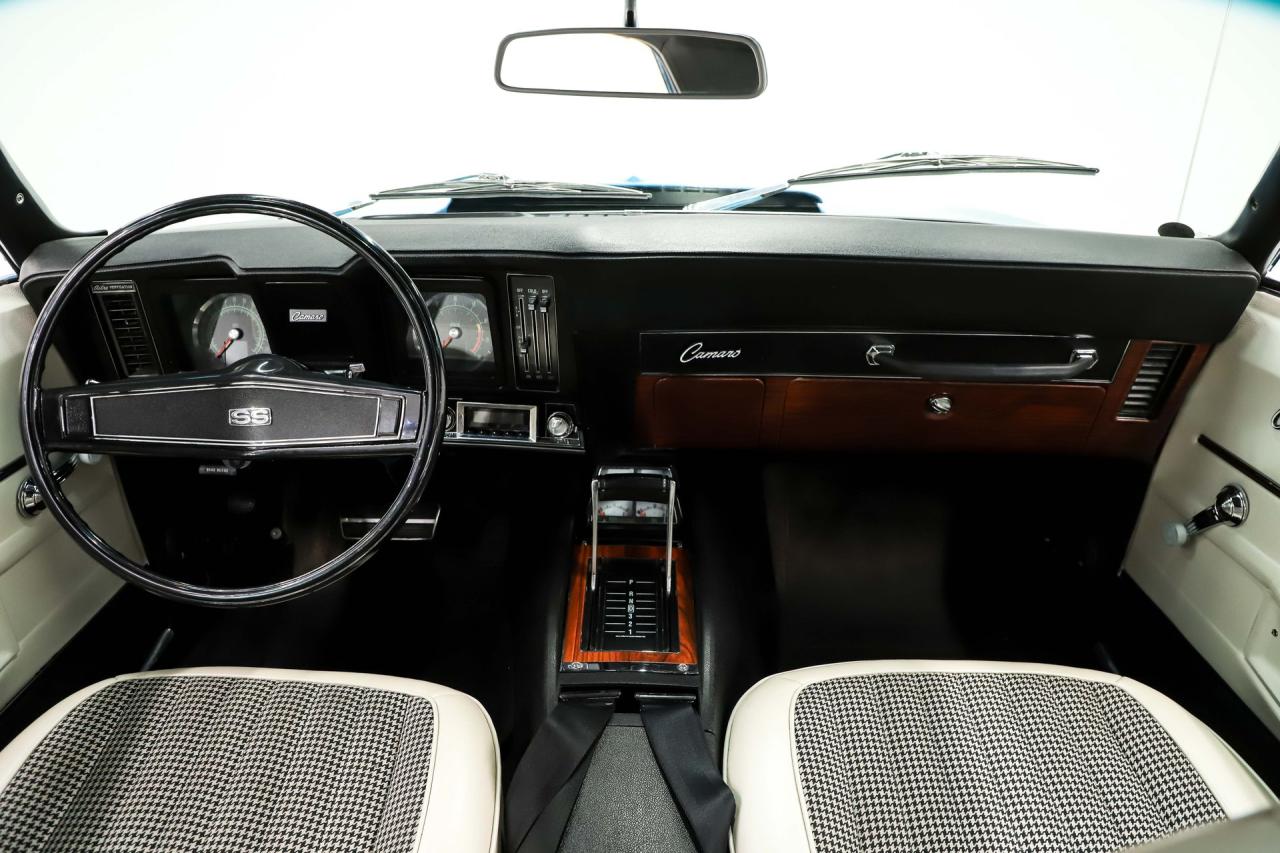 1969 Chevrolet Camaro RS/SS RESTOMOD