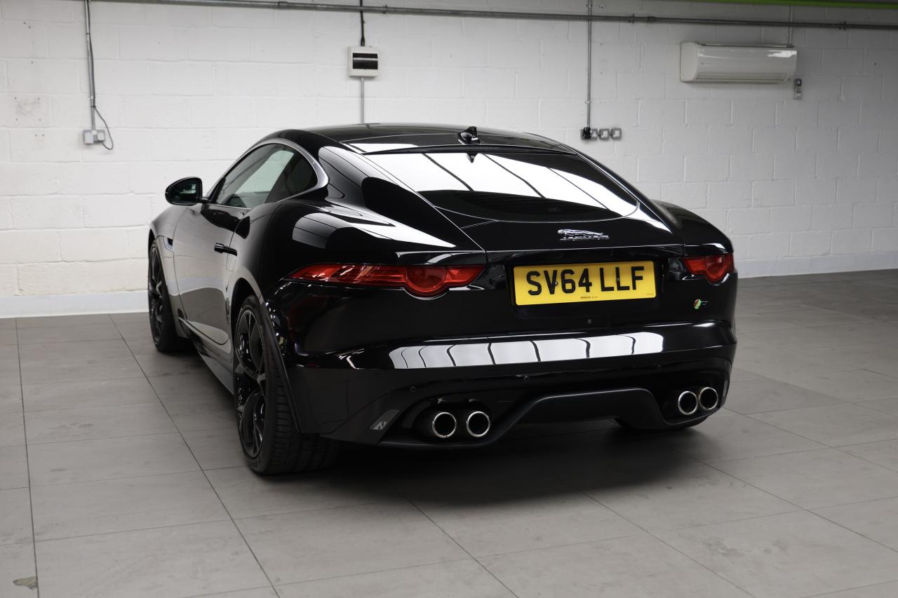 2014 Jaguar F-Type R