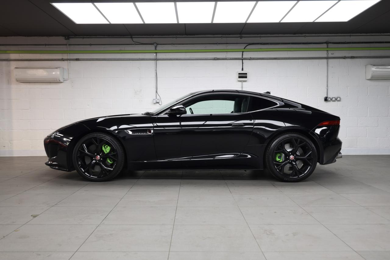 2014 Jaguar F-Type R