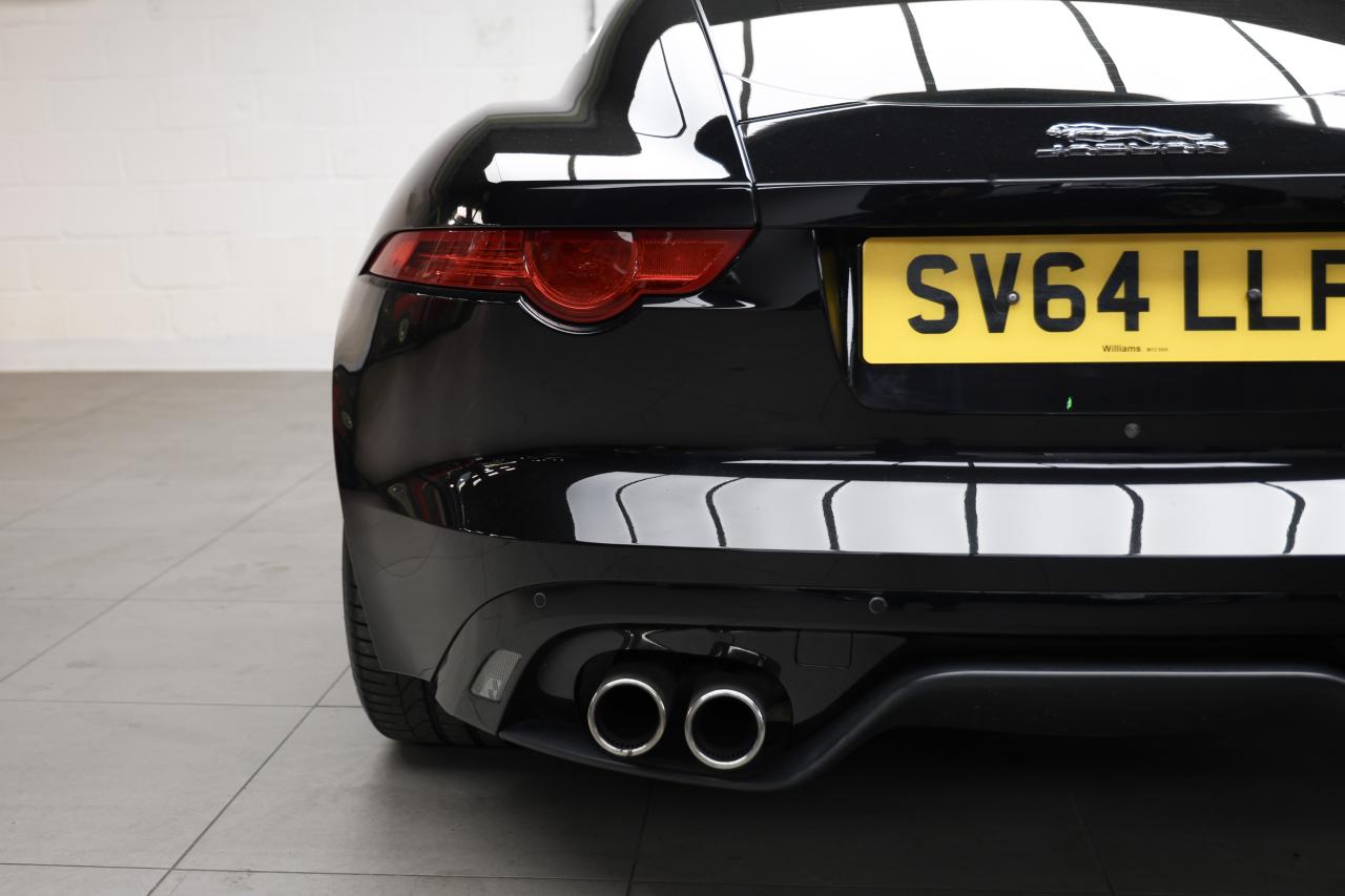 2014 Jaguar F-Type R