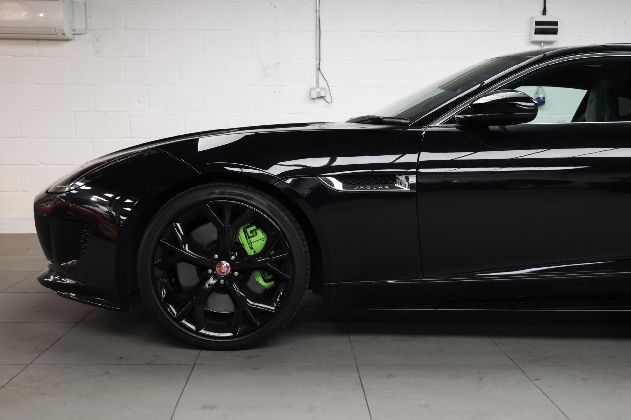 2014 Jaguar F-Type R