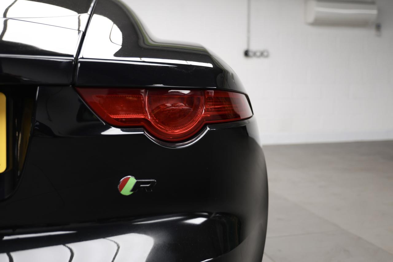 2014 Jaguar F-Type R