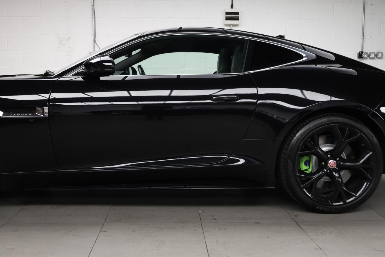 2014 Jaguar F-Type R