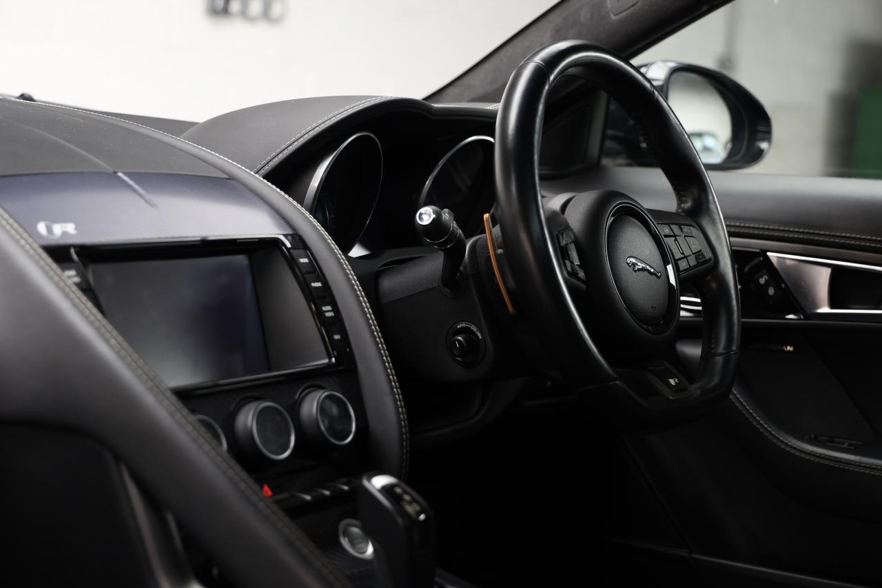 2014 Jaguar F-Type R