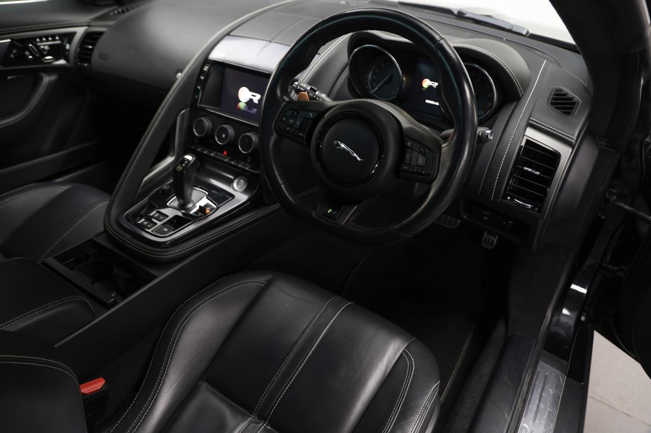 2014 Jaguar F-Type R