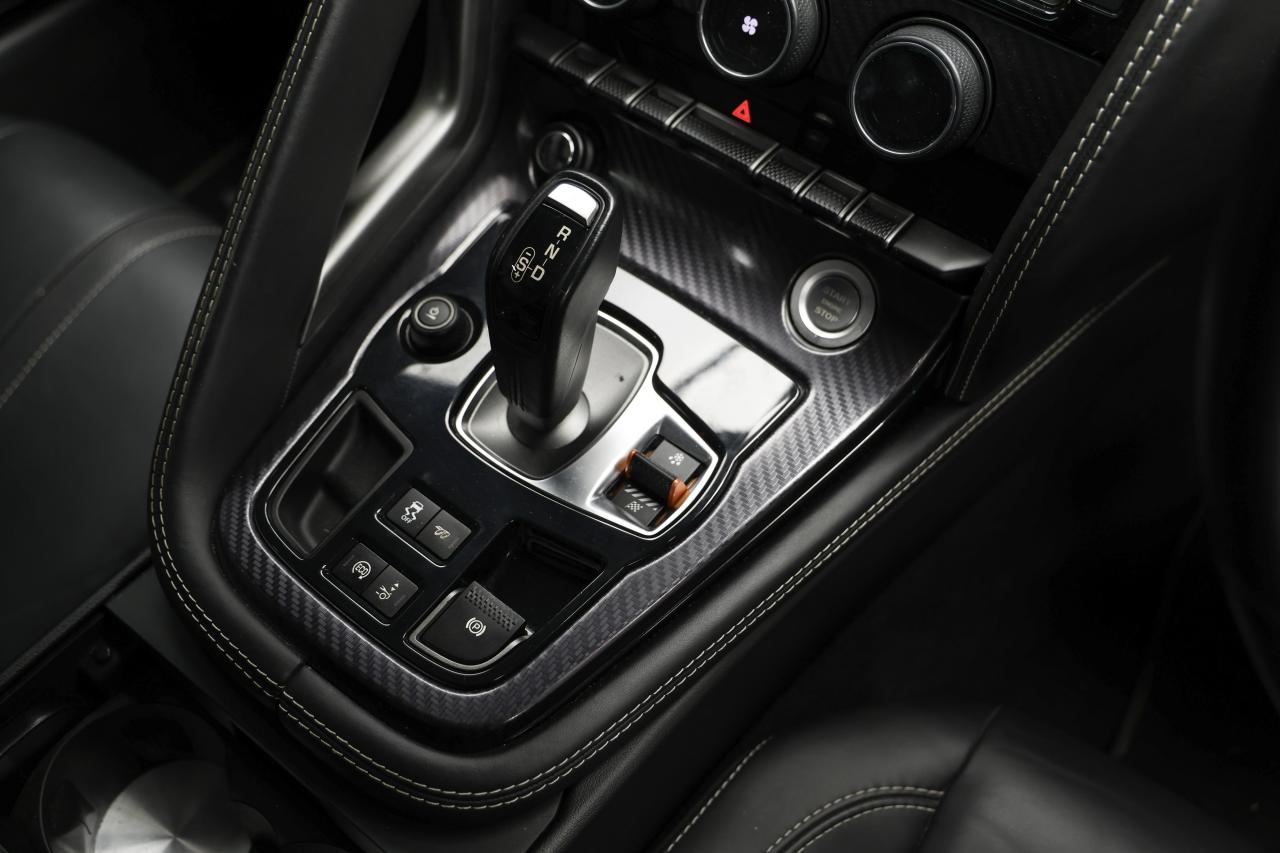 2014 Jaguar F-Type R