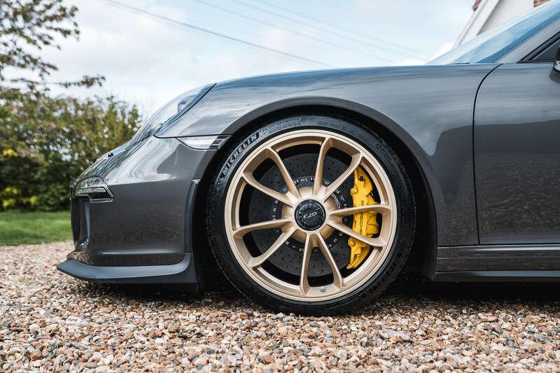 2014 Porsche 911 991.1 GT3 CLUBSPORT