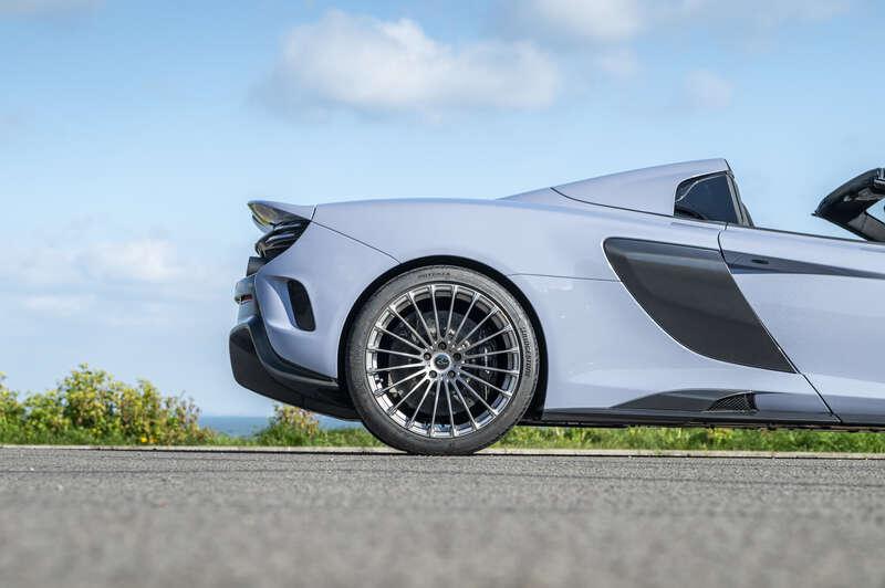 2016 Mclaren 675LT SPIDER