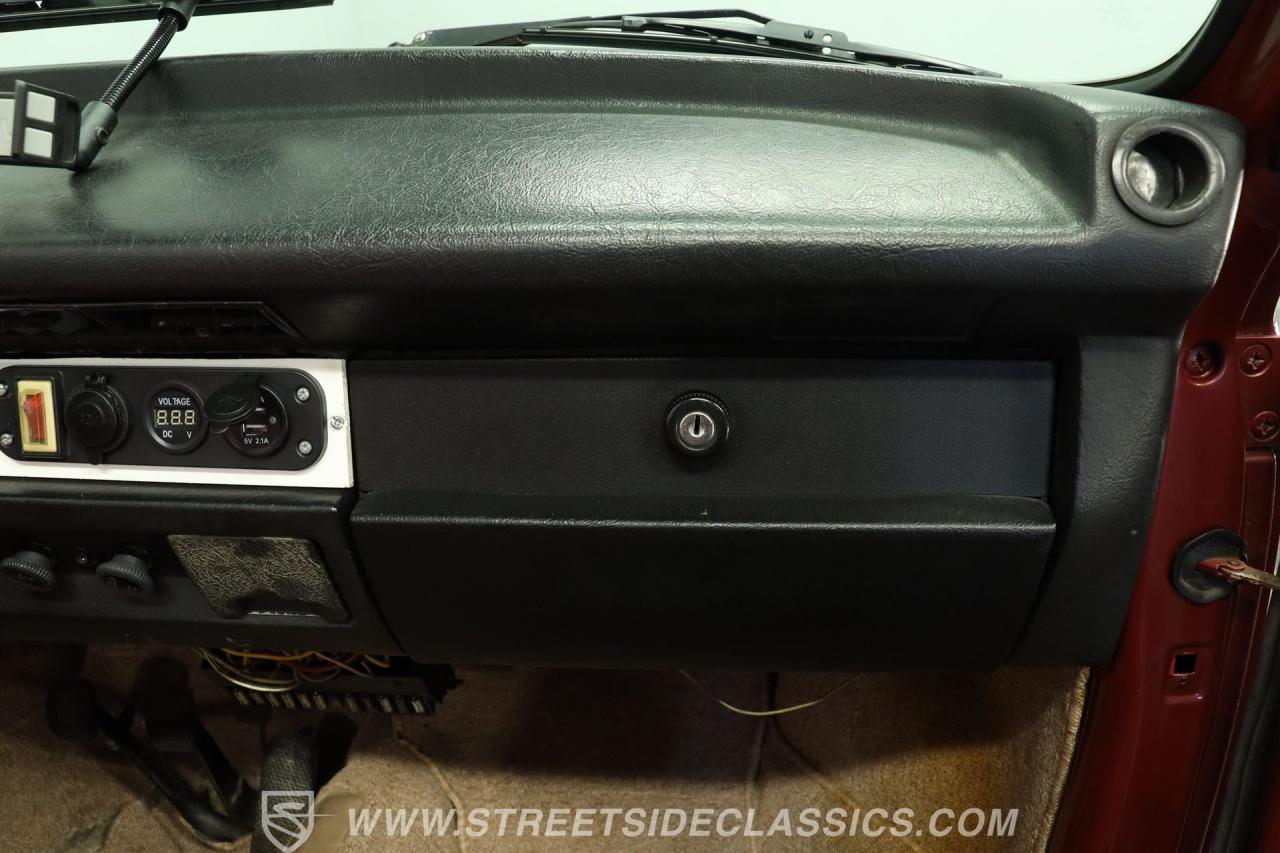 1973 Volkswagen Super Beetle Convertible