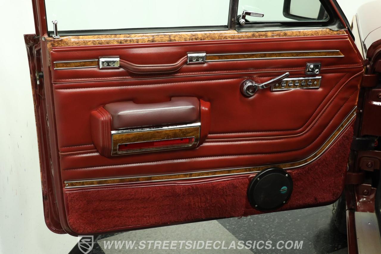 1985 Jeep Grand Wagoneer