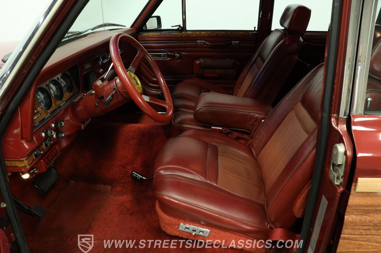 1985 Jeep Grand Wagoneer