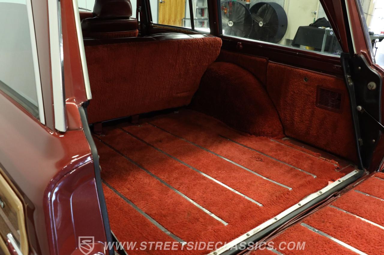 1985 Jeep Grand Wagoneer