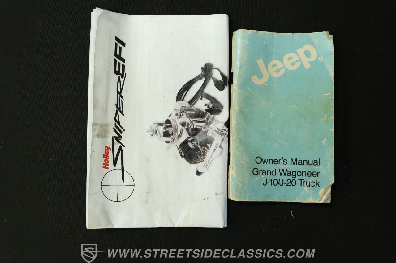 1985 Jeep Grand Wagoneer