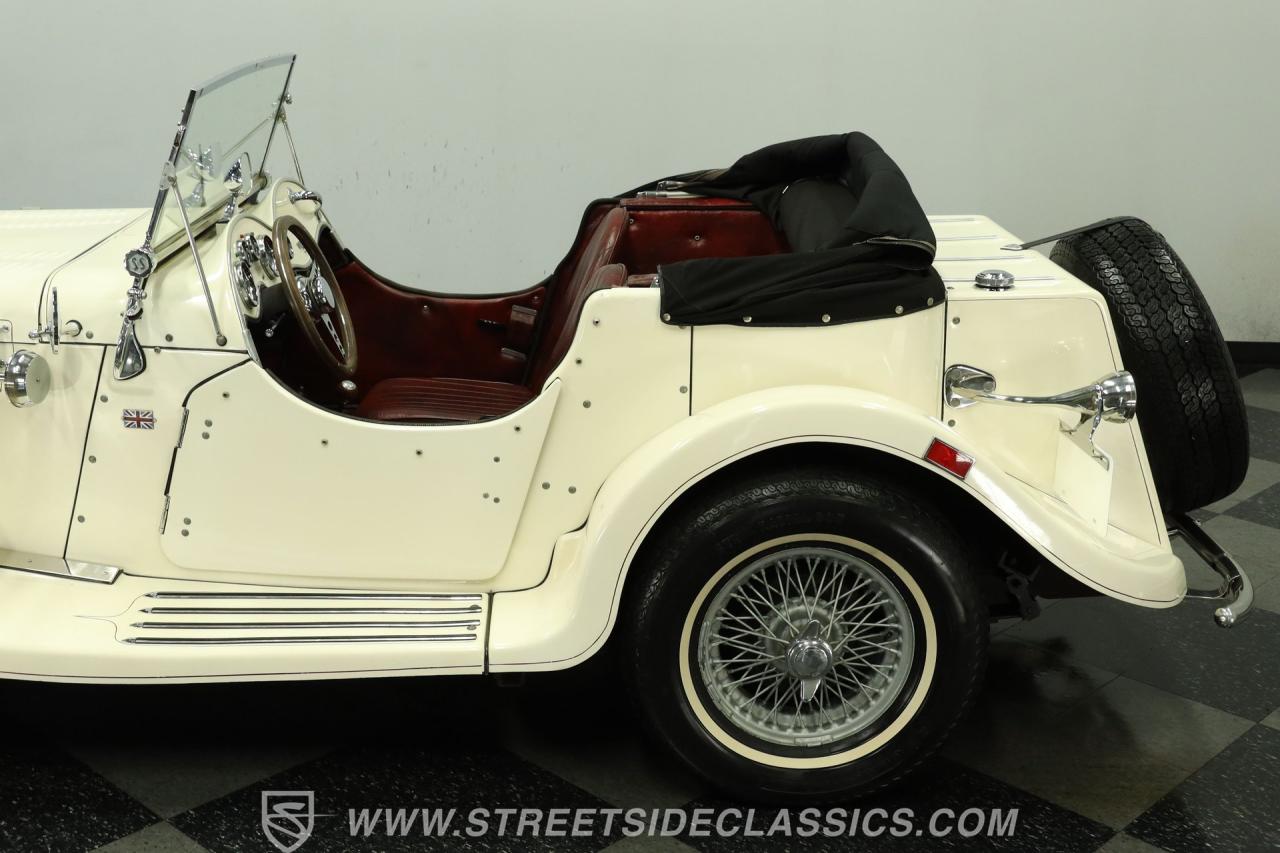 1937 Jaguar SS100 Replica