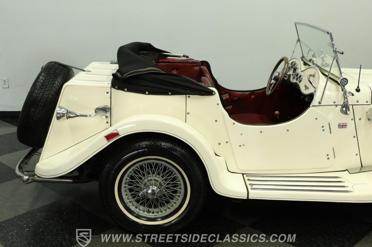 1937 Jaguar SS100 Replica