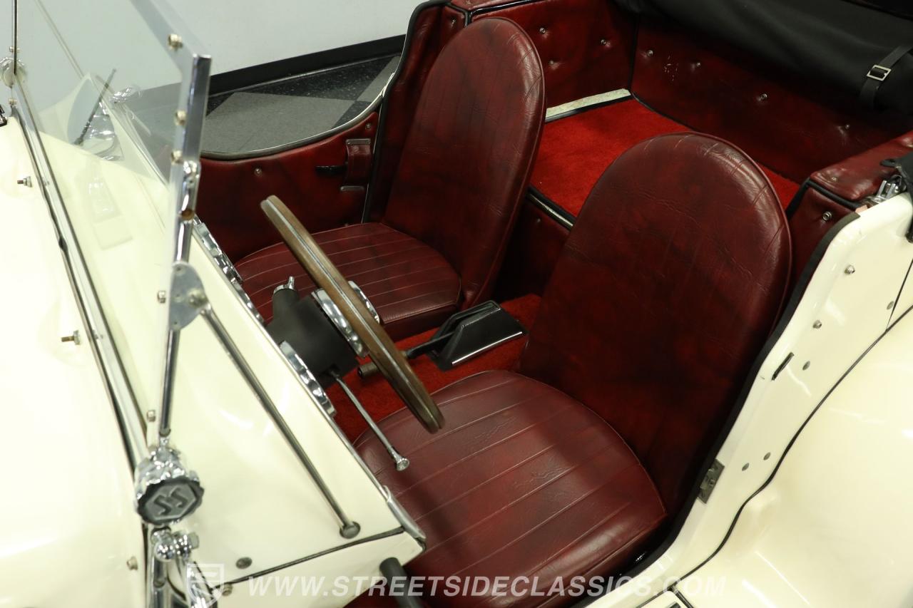 1937 Jaguar SS100 Replica