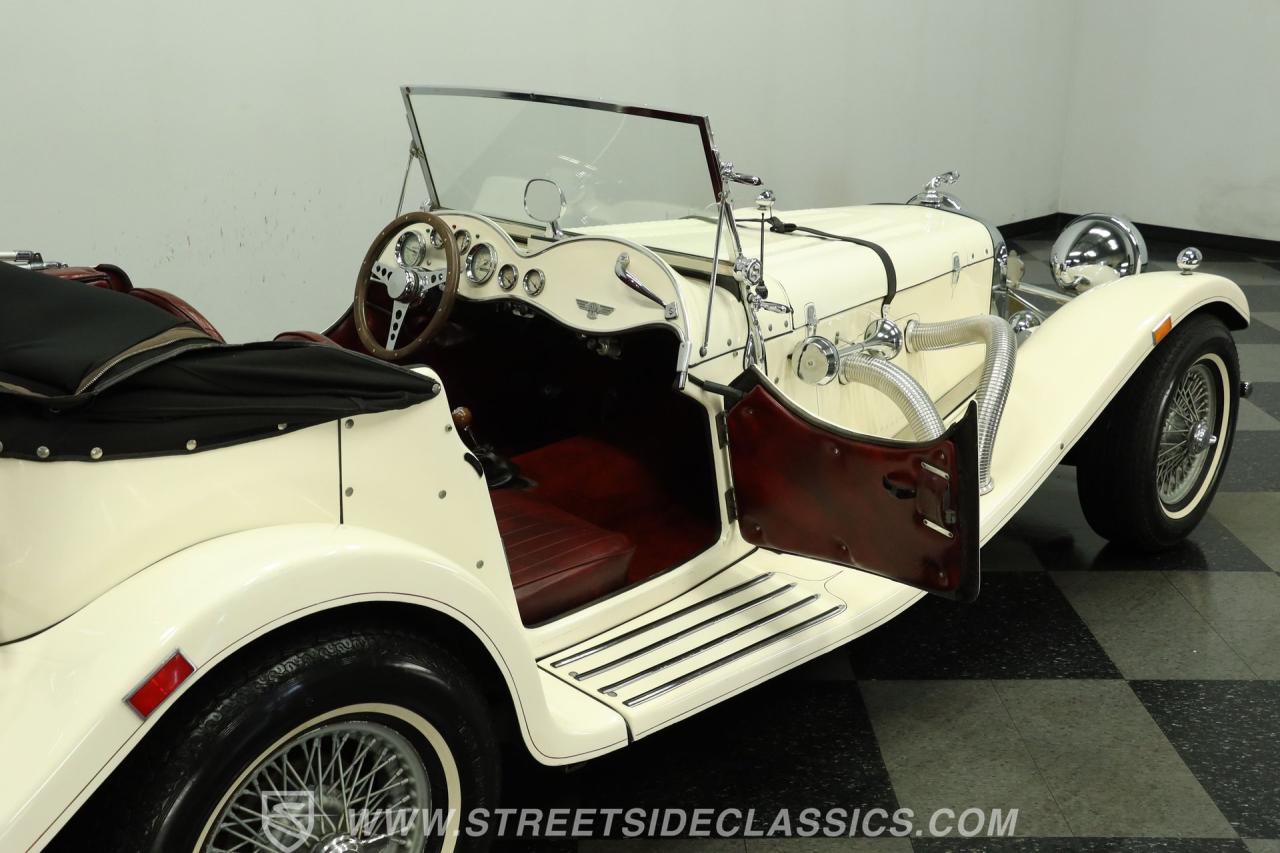 1937 Jaguar SS100 Replica
