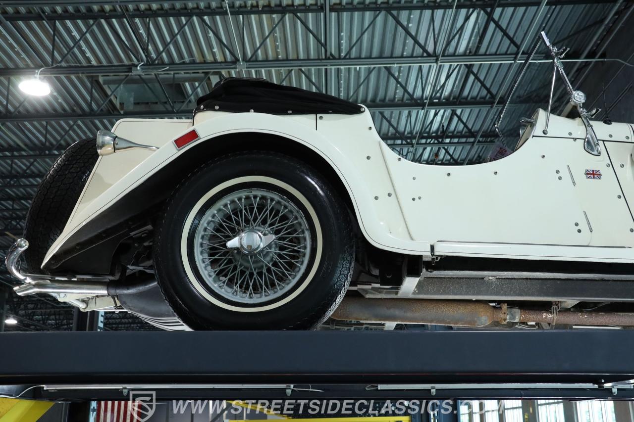 1937 Jaguar SS100 Replica