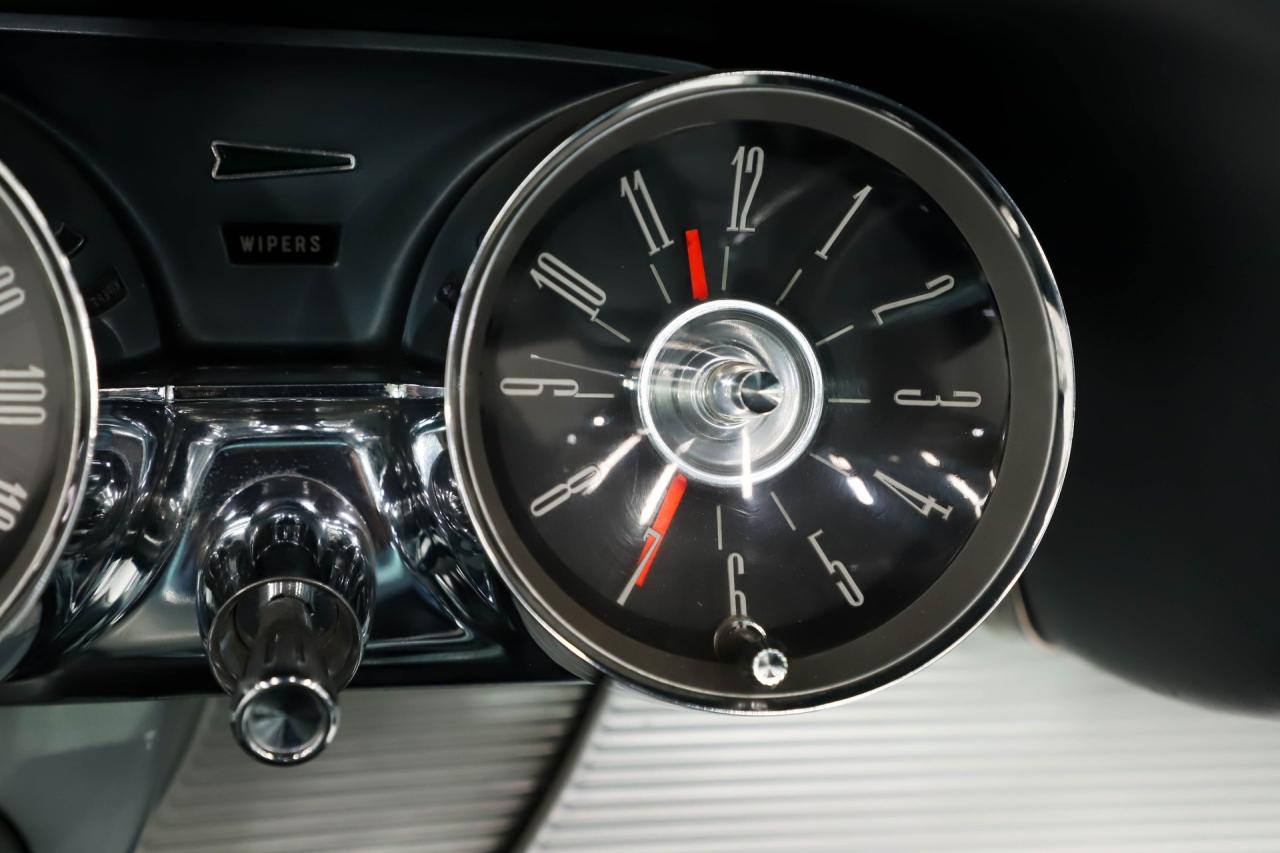 1962 Ford Thunderbird