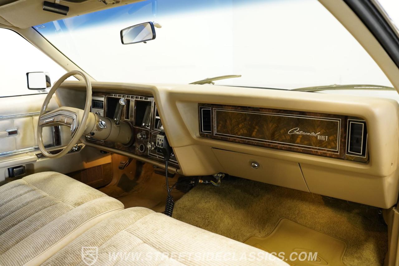 1978 Lincoln Continental Mark V