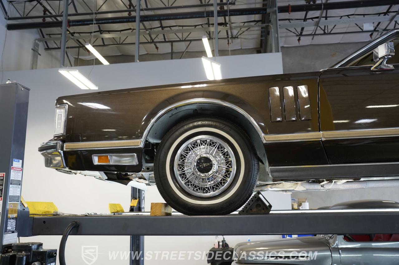 1978 Lincoln Continental Mark V