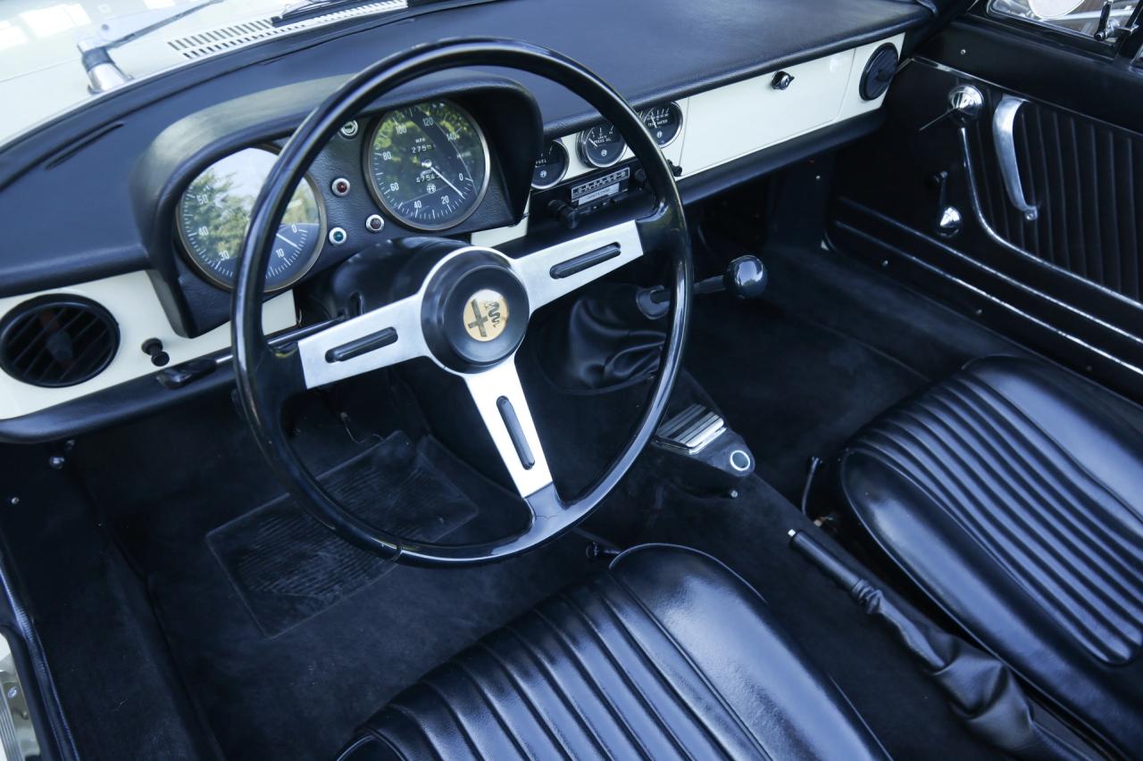 1967 Alfa Romeo Spider Duetto 1600